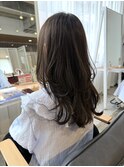 ミディアムレイヤー×オリーブグレージュ
