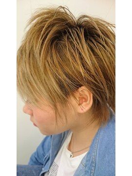 アーベン ヘア プラザ(AERBEN HAIR PLAZA) 束感ショート