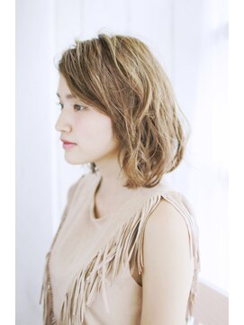 トランクイル サフリック(TRAN9UIL safric) 20代・30代・40代 抜け感◎リラックスパーマ