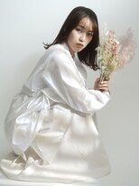 ウィット(wit)&nbsp;シンプルナチュラルな外ハネミディ【wit 武蔵小杉】