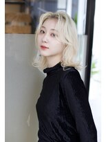 ウィーブス セタガヤ(weaves -SETAGAYA-)&nbsp;韓国風ヘア×抜きっぱなしデザインカラー【weaves-SETAGAYA-】