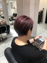 タカハシ ヘア アンド スパ(TAKAHASHI HAIR&SPA)&nbsp;ピンクブラウン　すっきり前下がりショート