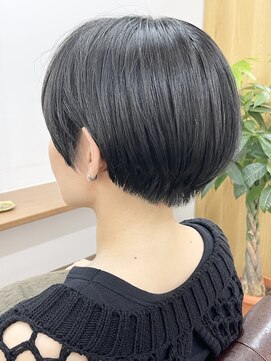 ランプ(Lamp) 【白髪染め可】前上がりショートボブ ビフォアー＆アフター