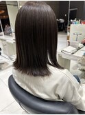 ナチュラルアッシュベージュ×外ハネ