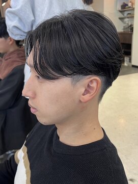 ウェイビーエフティフィフス 横浜西口(WAVEY ft.fifth) 横浜 ニュアンスパーマセンターパートフェザーパーママッシュ