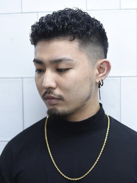 メリケンバーバーショップ フクオカ(MERICAN BARBERSHOP FUK) べリーショートダークアッシュニュアンスパーマ韓国マッシュ