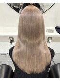 ミルクティーベージュ