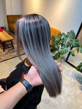 メリー オオサカ(Merly Osaka) contrast balayage