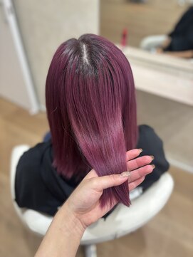 ジャパンデザイナーズアカデミー ピンクカラー