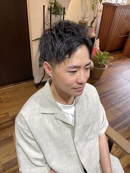 ルポ(repos)の写真/男性の身だしなみは、頭皮から整える。癒しもケアも、すべてがここで完結する上質空間。