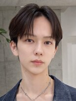 ポーチバイハニー オモテサンドウ(PORCH by HONEY omotesando)&nbsp;ニュアンスセンターパート刈り上げセンターパートフェザーパーマ