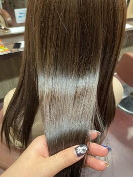 TIDAの写真/話題の髪質改善で扱いやすい髪へ。髪の状態に合わせた最小限のダメージと、こだわりのデトックス施術♪