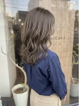 ニコリヘアワークス(nicori hair works) セミロング×フォギーベージュ×ウェーブ2