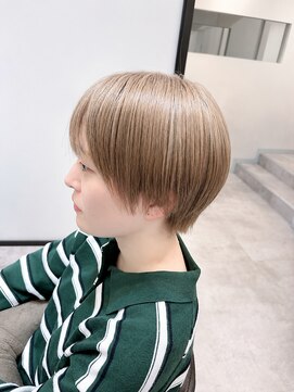 アナザーワールドココン(ANOTHER WORLD cocon) #ブリーチ#ハイトーン#ミルクティーベージュ