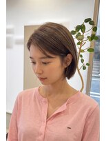 トレ(tre.)&nbsp;小顔サイドパートショートボブ
