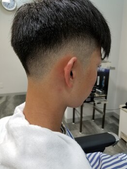 エターナルの写真/フェードカットが得意な技術で理想の形に。ツーブロックやソフトモヒカンも提案するショートヘア!☆