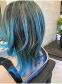 エメラルドグリーンブルー