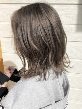 オリーブ(OLIVE) ケアブリーチミルクティー_レイヤーボブ