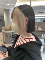 ルーブ トウキョウ(Loob. TOKYO)&nbsp;インナーカラー.ベージュ.ホワイト.前髪インナー.タッセルカット