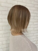 ビス リアン 川口店(Vis lien)&nbsp;アンブレラカラー透明感ホワイトベージュ前下がりボブ川口