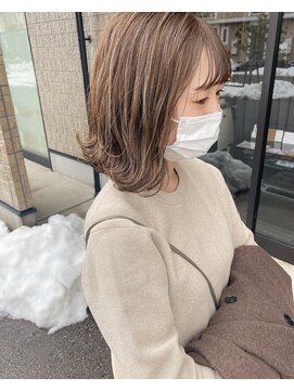 フィオーレ ヘアデザイン(FIORE hair design) ハイライト ボブ ベージュ