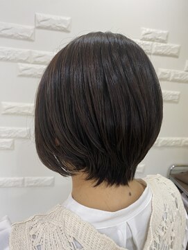 エス ハート オブ ヘアー 名東店(Heart of HAIR) 前下がりショートボブ