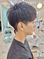 ロミーオム 本厚木(ROMMY. Homme)&nbsp;刈り上げツーブロック王道マッシュショートビジネスメンズヘア