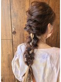 20代30代大人可愛いお呼ばれスタイルゆるふわ編みおろし