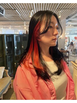 髪質改善と縮毛矯正の専門店 サンティエ(scintiller) オレンジインナーカラー