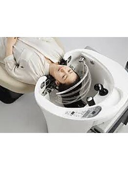 次世代全自動ヘッドスパ！【アクアフォルテ】頭皮全体が心地よく刺激される新感覚の気持ち良さです！