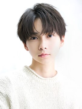 ゼロ 渋谷(XeRo) ツーブロックあり韓国マッシュ【狭めシースルーコンマバング】