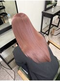 ピンクベージュ