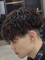 オーバル ジングウマエ(OVARL jingumae)&nbsp;縦落ちツイストスパイラル