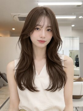 オーラ オモテサンドウ(Aura omotesando) 肌映えカラー×似合わせレイヤーカット