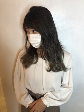 グランドライン(GRAND LINE) GRANDLINE 千崎聖太 うる艶外ハネゆるふわ大人ミディアム