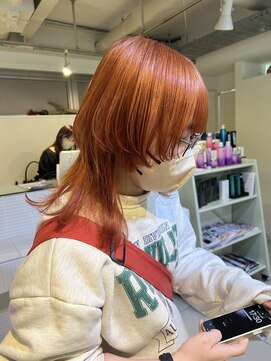 アクアオモテサンドウ(ACQUA omotesando) ☆派手髪ウルフカットオレンジカラーブリーチカラーレッドカラー