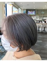 レモーリア 井口店 パールグレイでプラチナカラー