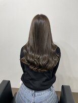 イオエ 岡本(ioe)&nbsp;黒髪/グレーベージュ/レイヤーロング/前髪パーマ/艶髪/髪質改善