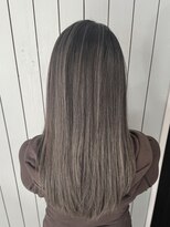 アルール バイ フェローズ(ARULE by fellows)&nbsp;コントラストハイライト　バレイヤージュ風