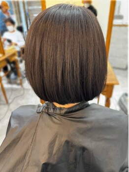 オーワンシーオー(o1co)の写真/髪と頭皮に優しい薬剤を使用。グレイカラーでも色味を楽しめる♪色モチも良く、ダメージも最小限に◎