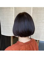 イニ 姉小路(ini)&nbsp;ボブスタイル/ミニボブ/丸みボブ/グラデーションボブ