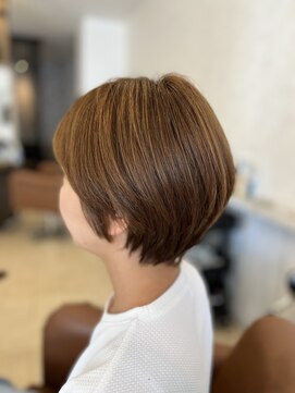 クティエ(Cuthie) ショート/小牧/透明感カラー