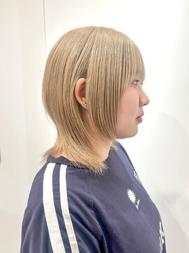 ノブレス(NOBLESSE) ハイトーンベージュ/ウルフカット