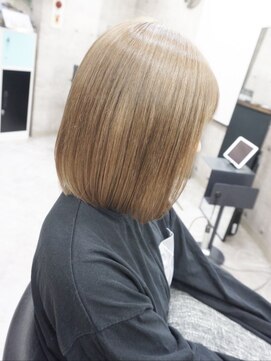 ヘアテリア リュウ 大塚(hair teria ryu) フルブリーチ/肩下ボブ/ミルクティーベージュ