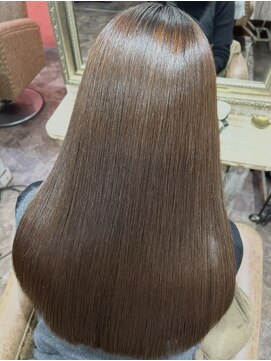 エヌトゥーナ 表参道(Ntuna) 梅雨対策！縮毛矯正