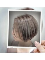 ソレイユハチジュウハチ(SOLEIL88)&nbsp;白髪ぼかしハイライト。。大人ボブ。。