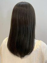 オンフ(onffo) オリーブアッシュ 透明感カラー 髪質改善ストレート 20代