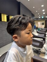 ジャパン ホンテン(JAPAN HONTEN) センターパート×ナチュラルパーマ
