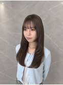 顔周りレイヤーカット／オリーブカラー