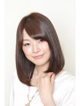 フォルテ 藤枝エピ店 艶ナチュラルストレート